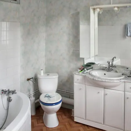 Tatil Evi Maison Familiale Chaleureuse A Avec Grand Jardin.