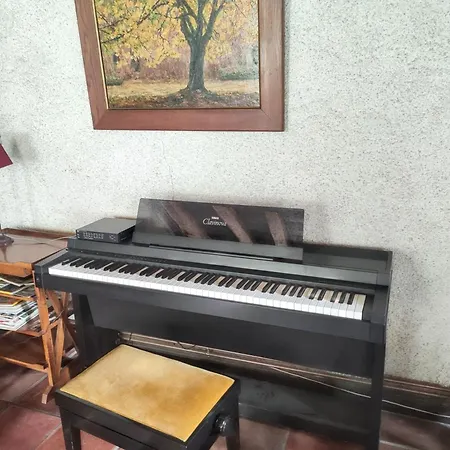 Maison Familiale Chaleureuse A Avec Grand Jardin. Tatil Evi *